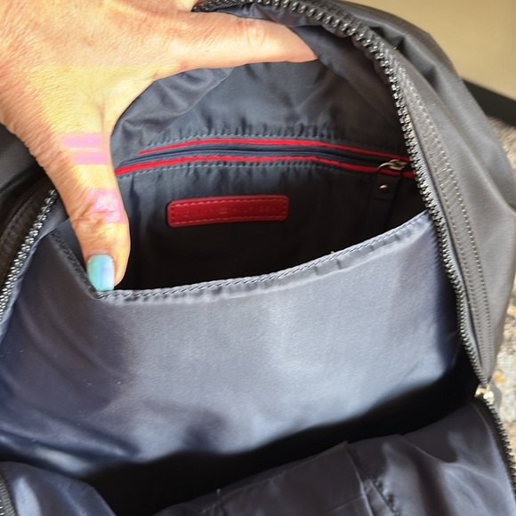 Tommy Hilfiger black backpack / laptop / school / sports / lightweight nylon - Picture 12 of 16